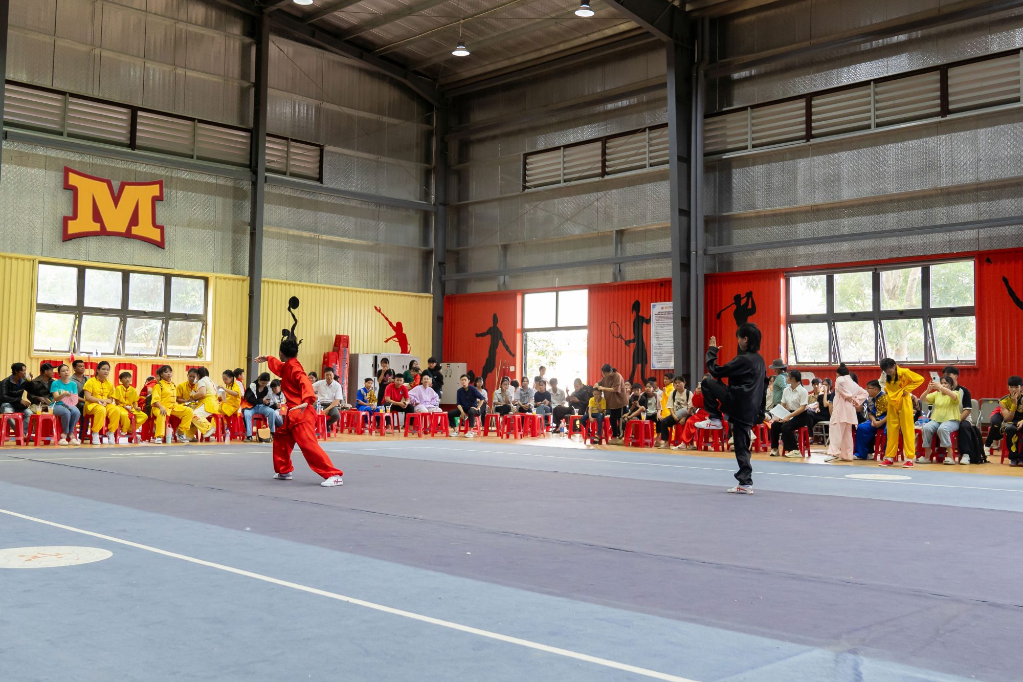 Bên Trong Sports Center Nhà Thi đấu đa Năng Của Mit Uni